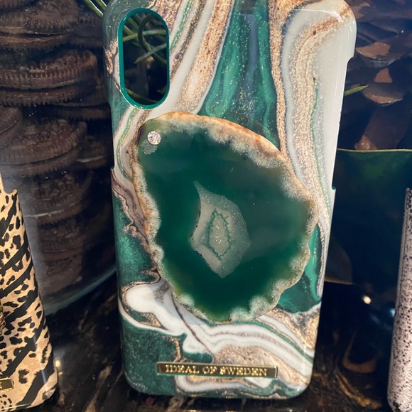 3 custom ideal of Sweden Apple Iphone cases w/ swarofski real stone popouts - Picture 4 of 7